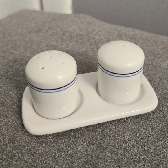 Vtg Northwest Airlines Mini Salt Pepper Set Tray Porcelain Blue Stripes - Picture 3 of 8